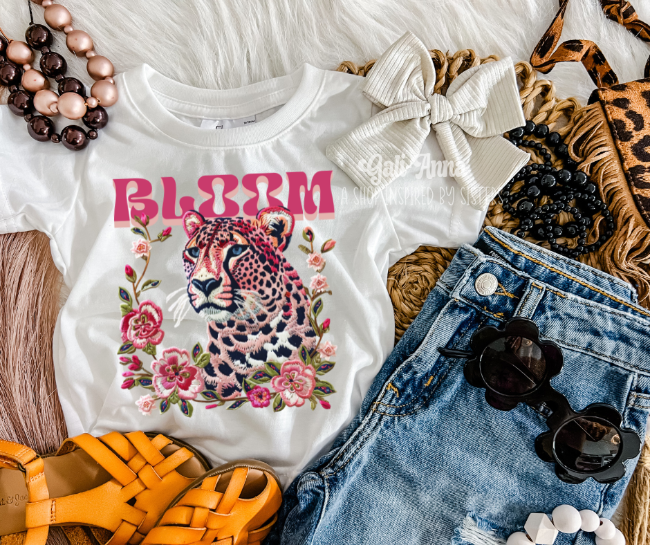 WHITE PEARL - NOT SO DAINTY BOW