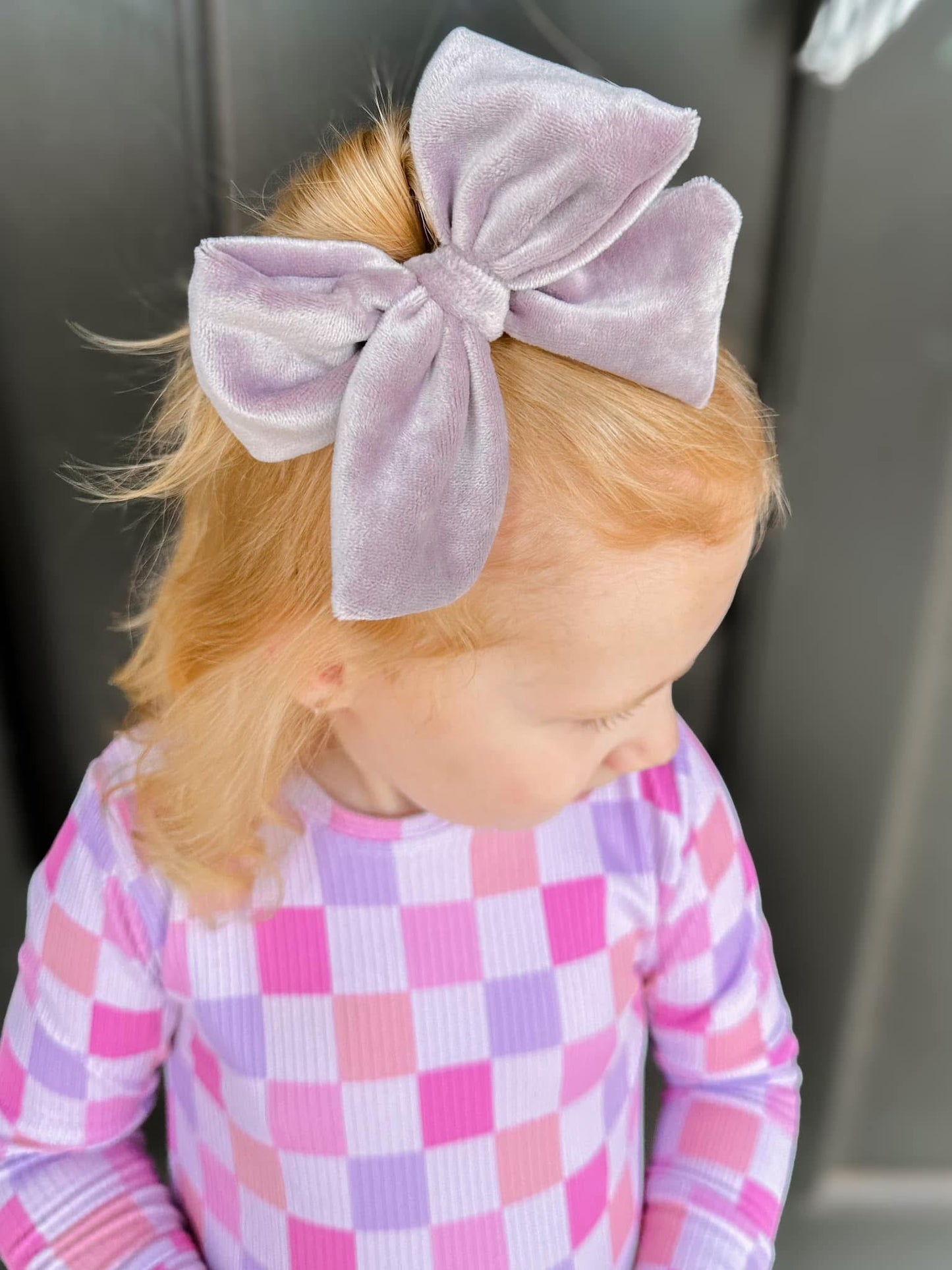 DUSTY ORCHID- NOT SO DAINTY BOW
