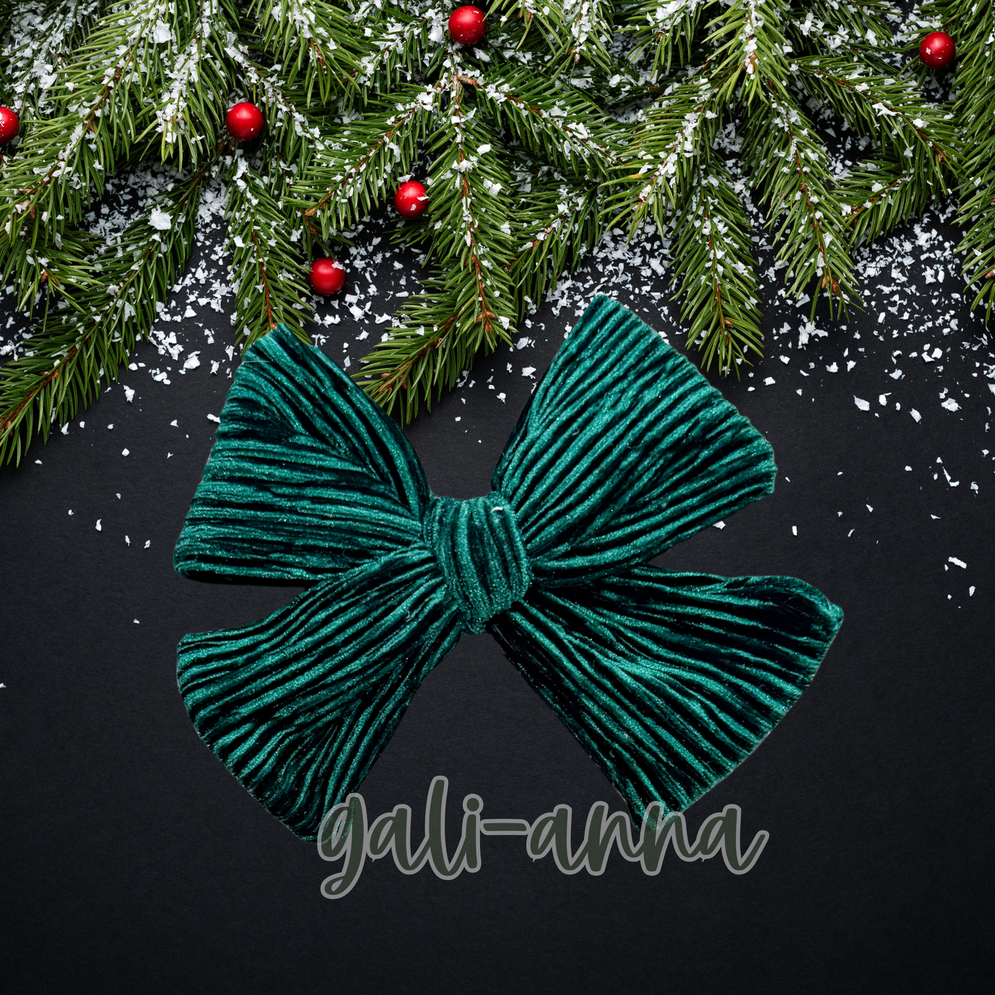 CHRISTMAS 1 * DROP PRINTS/SOLIDS - NOT SO DAINTY BOW