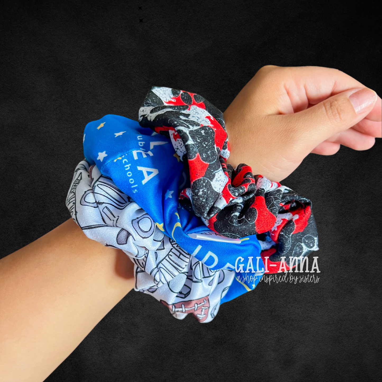 SPIRIT DAY SCRUNCHIE