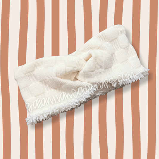 IVORY CHECKERED- SHERPA LINED TT