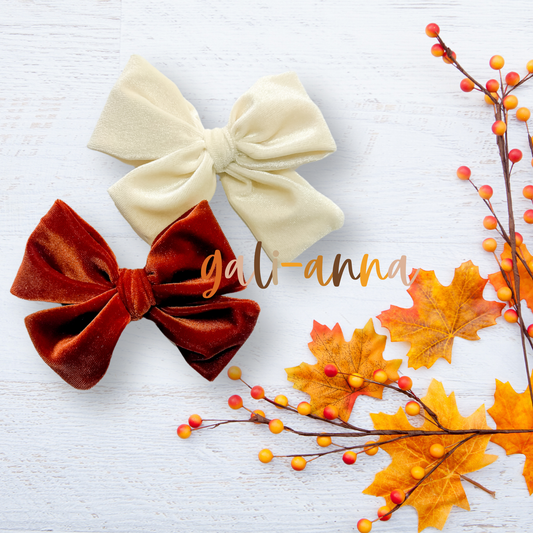 THANKSGIVING VELVET SOLIDS - NOT SO DAINTY BOW