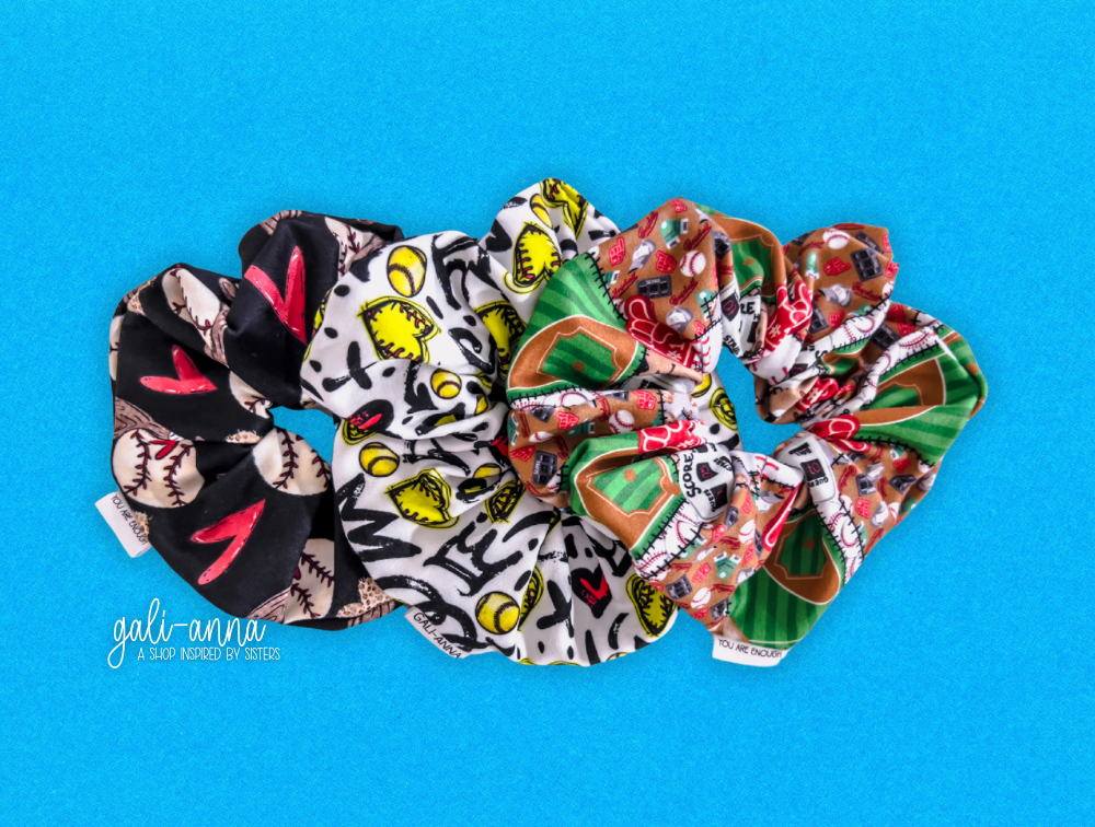 BALLPARK DROP SCRUNCHIES