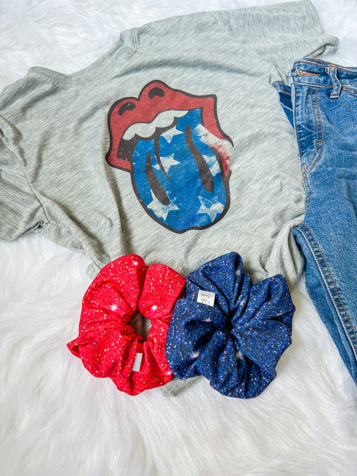 RED OR BLUE SPARKLER SCRUNCHIE